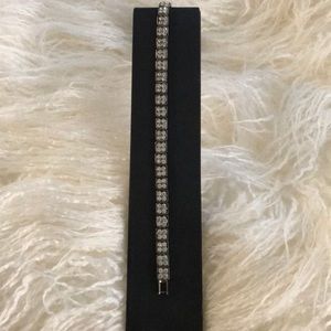 Rhinestone embellished clasp bracelet